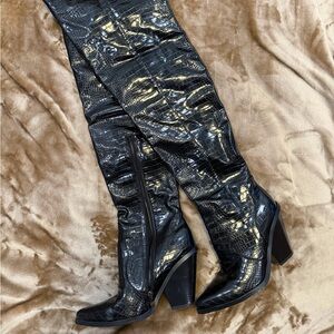 PrettyLittleThing Black Over the Knee Boots